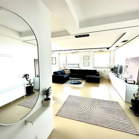 Seaside Loft 16