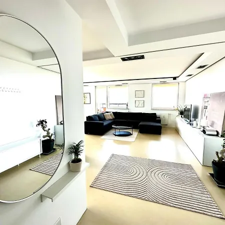 Seaside Loft 16